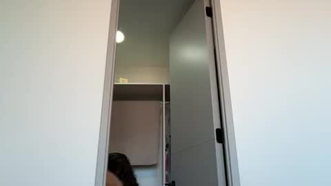 Emma online show from December 2025 12:57:02 PM