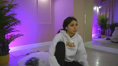 Snapshot of emmablanco chatting on April 2026 05:16:02 AM emmablanco online show from April 2026 05:16:02 AM