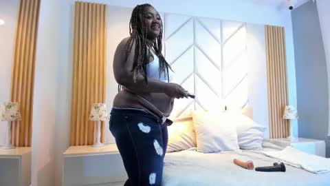 Snapshot of emmabrantt_ chatting on March 2026 04:38:02 AM EmmaBrantt online show from March 2026 04:38:02 AM