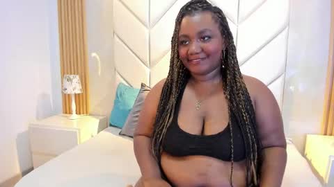 Snapshot of emmabrantt_ chatting on April 2026 05:19:08 AM EmmaBrantt online show from April 2026 05:19:08 AM