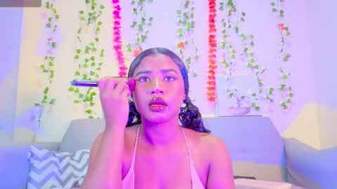 Emma online show from November 2025 03:56:02 PM