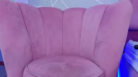 emma cortez online show from September 2025 12:05:02 PM