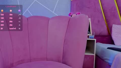 emma cortez online show from October 2025 11:49:02 AM