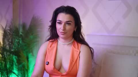 Snapshot of emmadallas chatting on March 2026 07:28:01 PM Emma online show from March 2026 07:28:01 PM