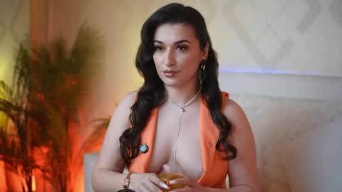 Snapshot of emmadallas chatting on April 2026 06:35:01 PM Emma online show from April 2026 06:35:01 PM