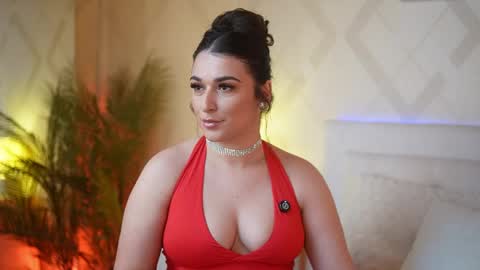 Snapshot of emmadallas chatting on April 2026 06:38:01 PM Emma online show from April 2026 06:38:01 PM