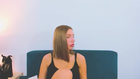 emmadesire online show from December 2025 07:00:01 PM