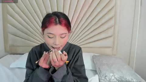           online show from December 2025 11:30:02 AM