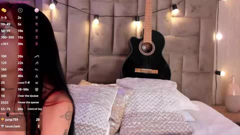           online show from June 2026 02:33:01 PM