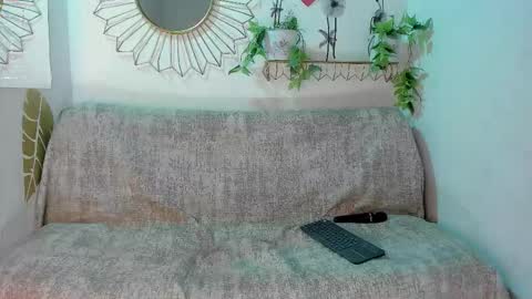 Emma Duque online show from November 2025 07:45:02 PM