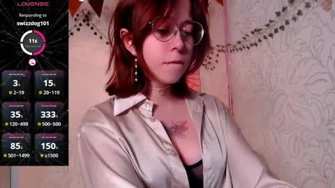 Snapshot of emmae__ chatting on January 2025 09:32:02 AM Emma online show from January 2025 09:32:02 AM