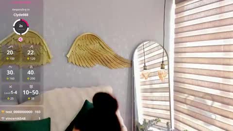  Emma Ferrary  online show from November 2025 04:18:02 PM