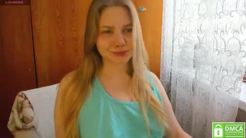Snapshot of emmafrizea chatting on March 2026 10:31:01 AM Hello Im newMake me cumPVT 12tk for min ALL INCLUSIVE online show from March 2026 10:31:01 AM