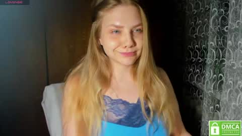 Snapshot of emmafrizea chatting on April 2026 08:58:02 PM Hello Im newMake me cumPVT 12tk for min ALL INCLUSIVE online show from April 2026 08:58:02 PM