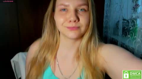 Snapshot of emmafrizea chatting on April 2026 11:05:02 AM Hello Im newMake me cumPVT 12tk for min ALL INCLUSIVE online show from April 2026 11:05:02 AM