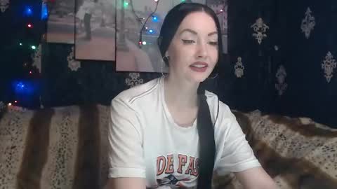 Snapshot of emmagoldx chatting on February 2025 05:06:01 PM EmmaGoldX online show from February 2025 05:06:01 PM