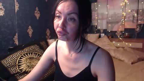 Snapshot of emmagoldx chatting on October 2025 04:03:02 PM EmmaGoldX online show from October 2025 04:03:02 PM