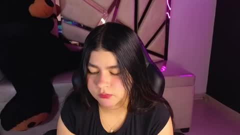 Snapshot of emmalee_a chatting on January 2025 11:39:01 AM Emma online show from January 2025 11:39:01 AM