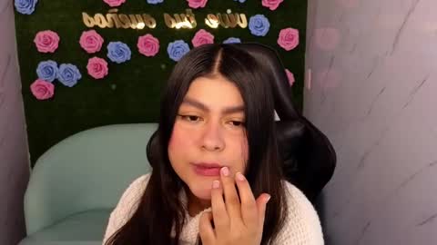 Snapshot of emmalee_a chatting on February 2025 10:55:02 AM Emma online show from February 2025 10:55:02 AM