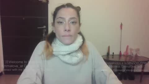 Snapshot of emmalove_ar chatting on September 2025 09:52:01 AM emmalove_ar online show from September 2025 09:52:01 AM