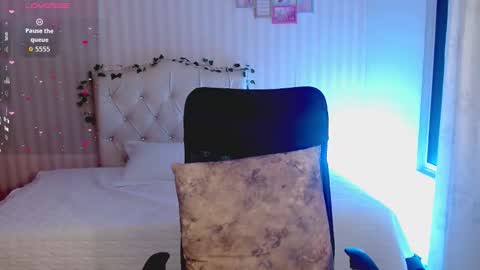 Emmas Room online show from February 2026 09:35:02 PM