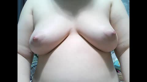 Snapshot of emmamelody944534 chatting on March 2026 05:23:01 AM emmamelody online show from March 2026 05:23:01 AM