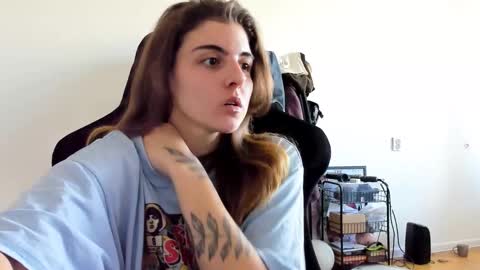 Emma online show from September 2025 10:42:02 AM