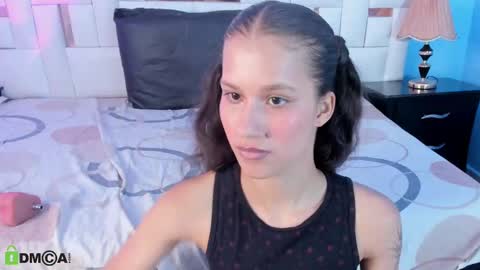 Emmapetty online show from September 2025 10:33:02 PM