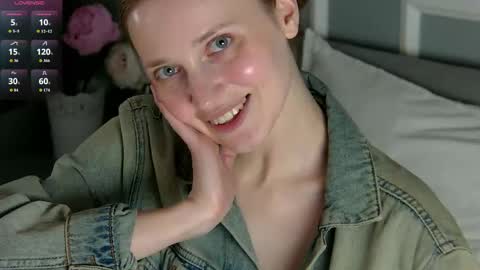 Snapshot of emmasagge chatting on June 2026 02:33:01 PM Emma online show from June 2026 02:33:01 PM