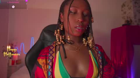 Snapshot of emmasanzoficial chatting on November 2025 11:31:01 AM Sara online show from November 2025 11:31:01 AM