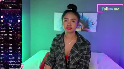 Emma online show from March 2025 08:45:02 PM