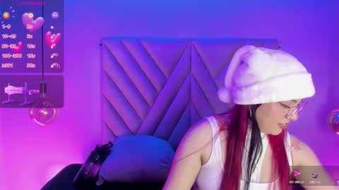 Emma online show from December 2025 03:00:01 AM