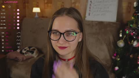 Snapshot of emmatiny chatting on January 2025 02:04:01 PM Mia online show from January 2025 02:04:01 PM