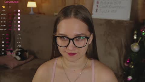 Snapshot of emmatiny chatting on January 2025 05:18:01 PM Mia online show from January 2025 05:18:01 PM