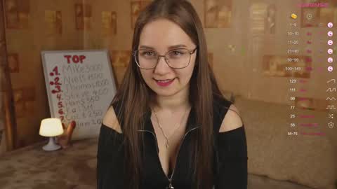 Snapshot of emmatiny chatting on February 2025 04:11:02 PM Mia online show from February 2025 04:11:02 PM