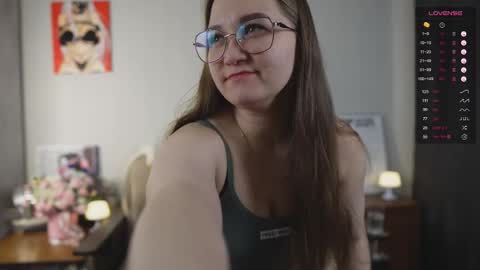 Mia online show from February 2026 06:59:02 PM