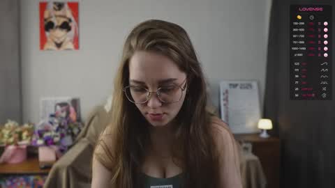 Snapshot of emmatiny chatting on March 2026 06:25:02 PM Mia online show from March 2026 06:25:02 PM