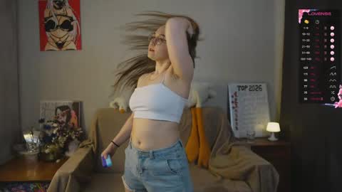 Snapshot of emmatiny chatting on March 2026 05:45:02 PM Mia online show from March 2026 05:45:02 PM