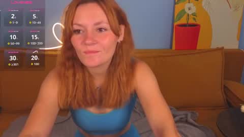 Snapshot of emmawells_s chatting on July 2026 01:31:01 AM emmawells_s online show from July 2026 01:31:01 AM