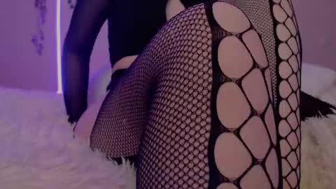 Snapshot of emmawise221 chatting on September 2025 01:02:02 PM Emma online show from September 2025 01:02:02 PM