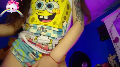 Snapshot of emmaxx7 chatting on February 2025 09:22:01 PM Emma  online show from February 2025 09:22:01 PM