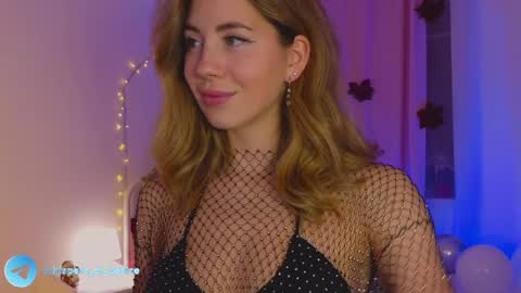 Snapshot of emmi_rosee chatting on January 2025 01:14:01 PM Miss Emmi online show from January 2025 01:14:01 PM