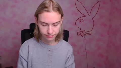 Snapshot of emmi_rossum chatting on October 2025 05:26:02 AM Emmi online show from October 2025 05:26:02 AM