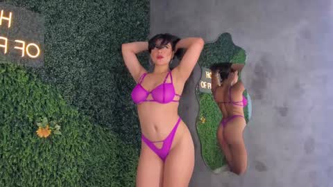 Emmiily online show from February 2025 11:08:02 PM