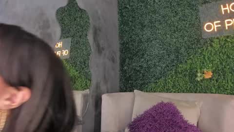 Emmiily online show from February 2025 10:48:01 PM