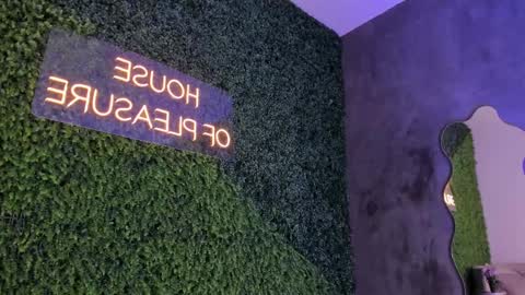 Emmiily online show from March 2025 06:10:02 AM