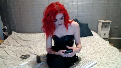 Snapshot of emmily000 chatting on May 2026 10:16:01 PM Emmily000 online show from May 2026 10:16:01 PM