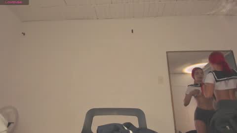 Snapshot of emmily_savage chatting on February 2025 03:55:02 AM online show from February 2025 03:55:02 AM