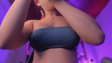 Snapshot of emmily_savage chatting on March 2026 11:54:02 AM online show from March 2026 11:54:02 AM