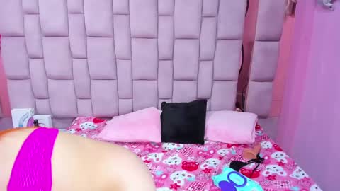 Snapshot of emmily_walker chatting on October 2025 09:32:01 AM EmmilyWalker online show from October 2025 09:32:01 AM